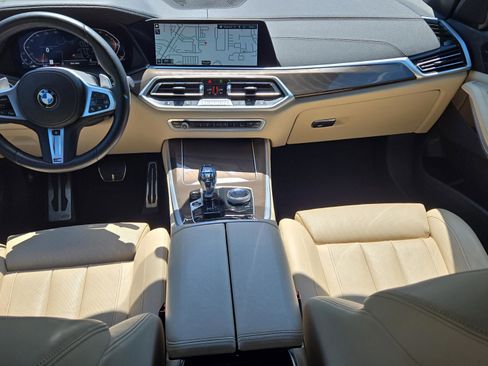 Used 2022 BMW X5 xDrive40i w/ M Sport Package image 15