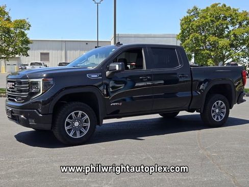 Used 2026 GMC Sierra 1500 AT4 w/ AT4 Premium Package AWD/4WD image 8