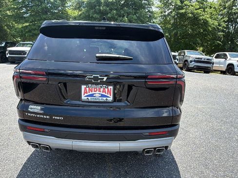 New 2026 Chevrolet Traverse LT w/ Driver Confidence Package AWD/4WD image 6