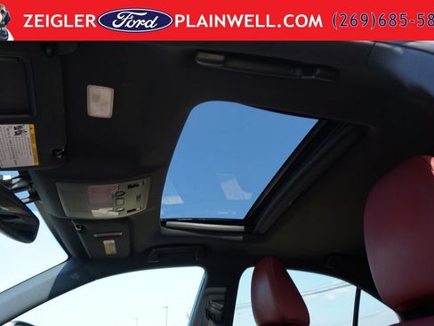 Used 2016 Lexus IS 350 AWD image 16