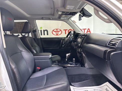 Used 2023 Toyota 4Runner TRD Off-Road Premium image 11