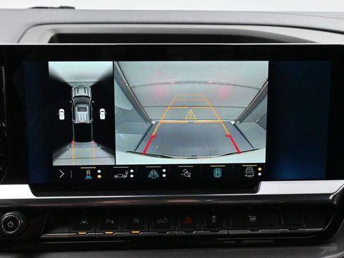 Used 2023 Chevrolet Silverado 1500 High Country w/ High Country Premium Package image 23