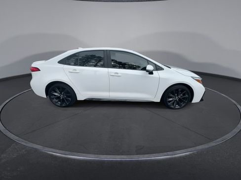 Used 2024 Toyota Corolla SE image 18