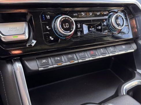 Used 2022 GMC Sierra 1500 Denali w/ Denali Reserve Package image 22