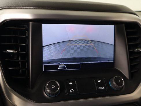 Used 2023 GMC Acadia SLE w/ Driver Convenience Package image 6