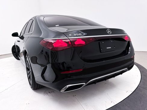 Used 2024 Mercedes-Benz E 350 4MATIC Sedan image 8