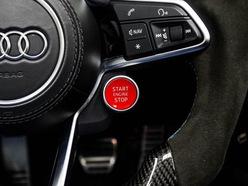 Used 2018 Audi R8 V10 AWD/4WD image 35