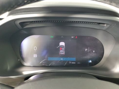 Used 2023 Volvo XC40 B5 Core w/ Climate Package image 26