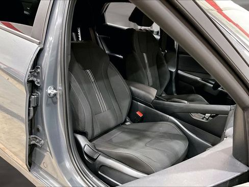 Used 2026 Hyundai Elantra Sport w/ Cargo Package FWD image 6