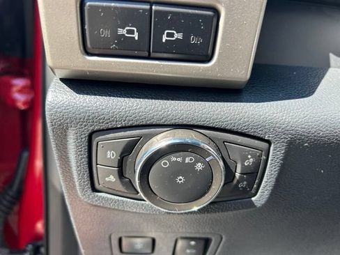 Used 2022 Ford F250 Lariat w/ Lariat Ultimate Package AWD/4WD image 34