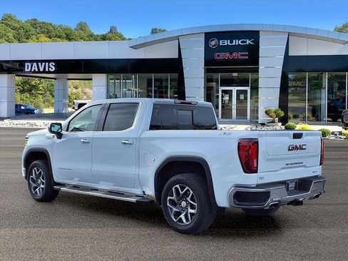 Used 2023 GMC Sierra 1500 SLT w/ SLT Premium Package image 3