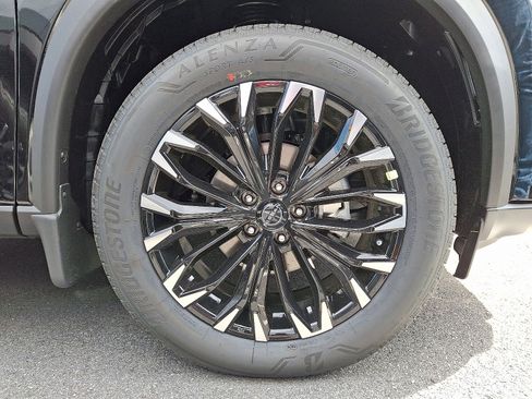 New 2026 Nissan Rogue SV AWD/4WD image 4
