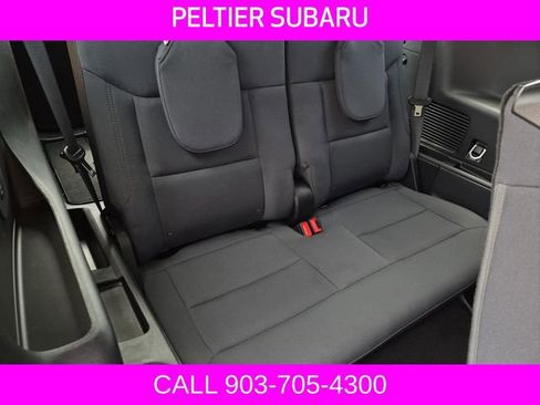 Used 2025 Ford Explorer Active RWD image 19