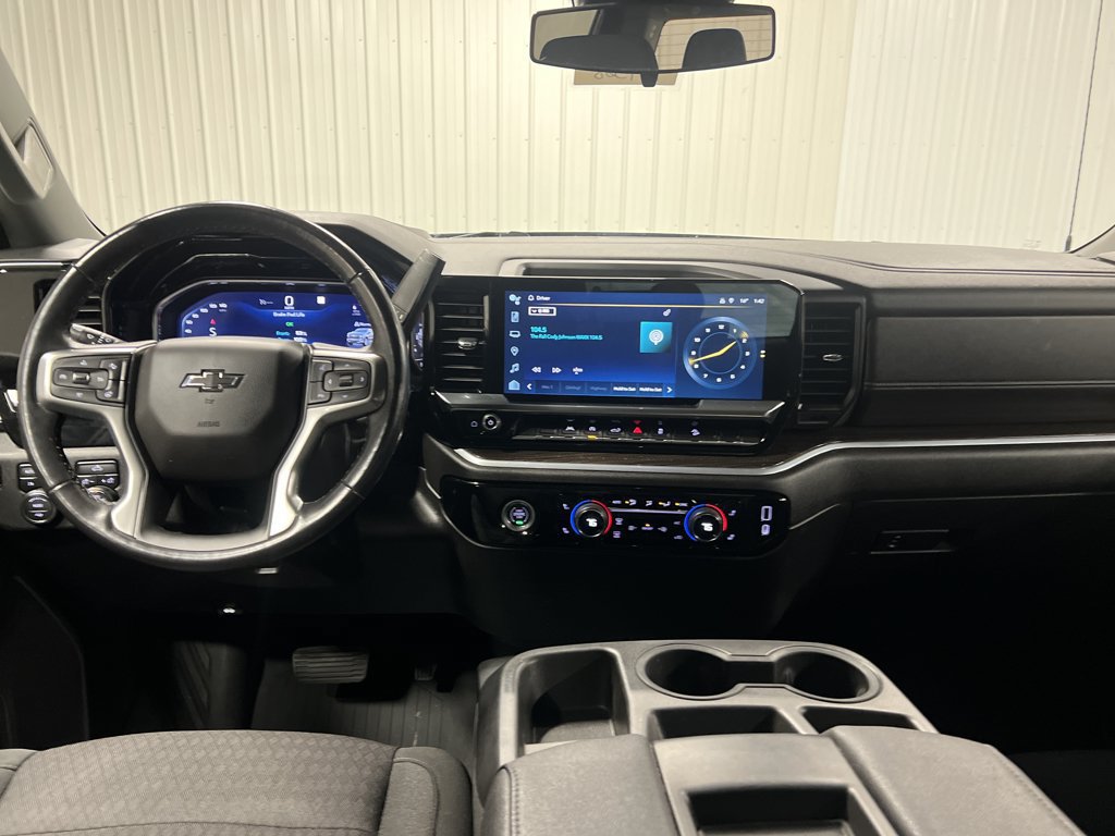 Certified 2022 Chevrolet Silverado 1500 RST AWD/4WD image 17