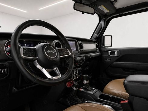 Used 2021 Jeep Wrangler Unlimited Rubicon w/ Cold Weather Group AWD/4WD image 40