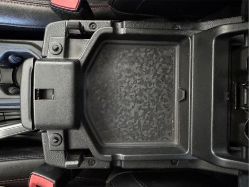 Used 2021 Jeep Wrangler Unlimited Rubicon AWD/4WD image 29