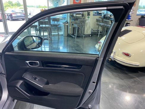 Used 2022 Honda Civic EX image 20