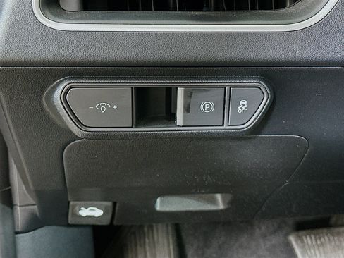 Used 2025 Kia K4 FWD image 17