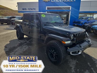 Used 2023 Jeep Gladiator Sport