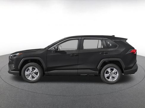 Used 2025 Toyota RAV4 LE AWD/4WD image 3