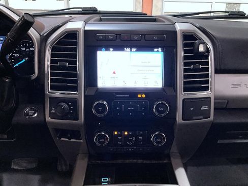Used 2017 Ford F250 Lariat w/ Lariat Ultimate Package image 13