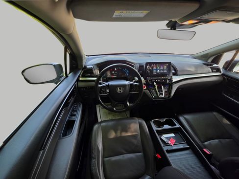 Used 2019 Honda Odyssey Elite image 16