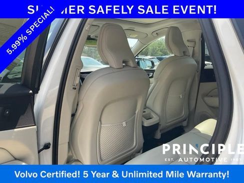 Certified 2024 Volvo XC60 B5 Plus w/ Protection Package Premier AWD/4WD image 24