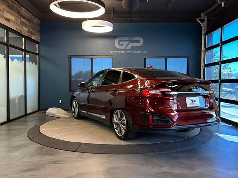 Used 2018 Honda Clarity Touring image 5