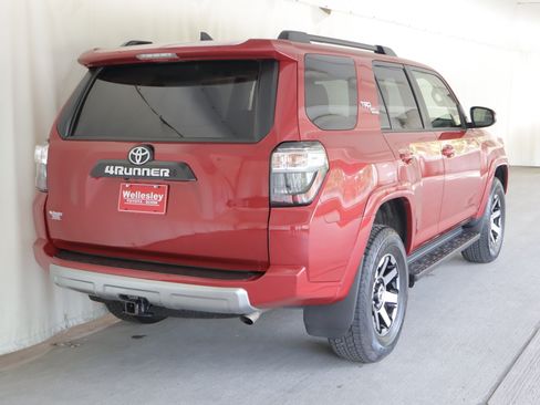 Used 2024 Toyota 4Runner TRD Off-Road Premium w/ Moonroof Package AWD/4WD image 8