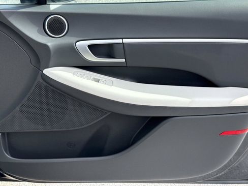 Certified 2025 Hyundai Sonata SEL AWD/4WD image 19