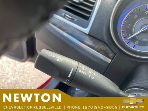 Used 2023 Chrysler 300 Touring L w/ Popular Equipment Group RWD image 15