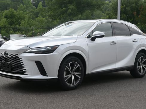 Used 2023 Lexus RX 350 Premium w/ Accessory Package AWD/4WD image 5