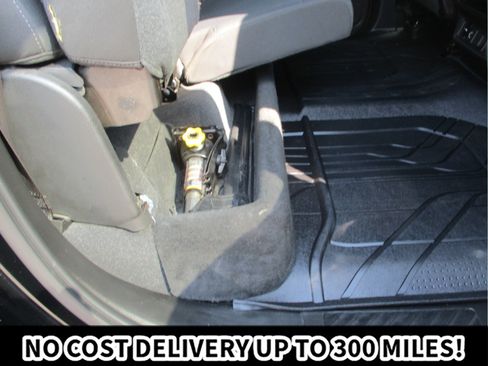 Used 2019 Chevrolet Silverado 1500 RST AWD/4WD image 18