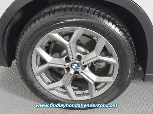 Used 2024 BMW X3 sDrive30i w/ Premium Package RWD image 11