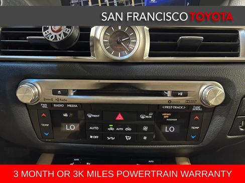 Used 2016 Lexus GS 200t image 28