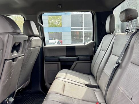 Used 2022 Ford F550 4x4 Crew Cab Super Duty w/ Power Equipment Group image 16