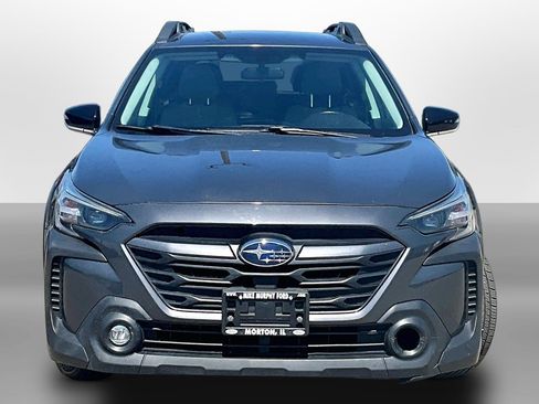 Used 2023 Subaru Outback Premium AWD/4WD image 3