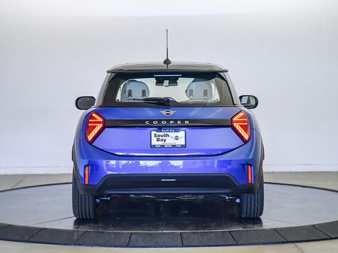 New 2026 MINI Cooper 2-Door Hardtop image 3