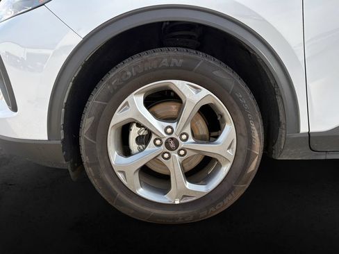 Used 2025 Ford Escape ST-Line AWD/4WD image 12
