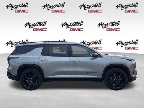 Used 2024 Chevrolet Traverse RS w/ LPO, Floor Liner Package image 4
