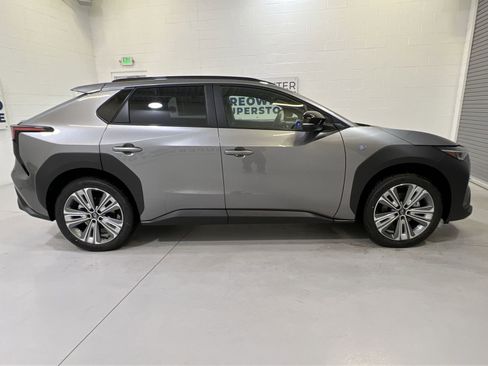 Used 2023 Subaru Solterra AWD image 7