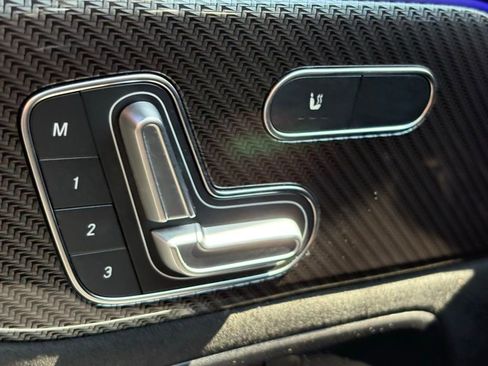 Used 2023 Mercedes-Benz GLB 250 4MATIC image 15