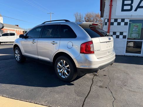 Used 2011 Ford Edge SEL w/ 202A Rapid Spec Order Code image 3