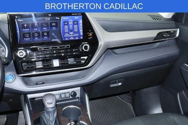 Used 2021 Toyota Highlander Platinum AWD/4WD image 25