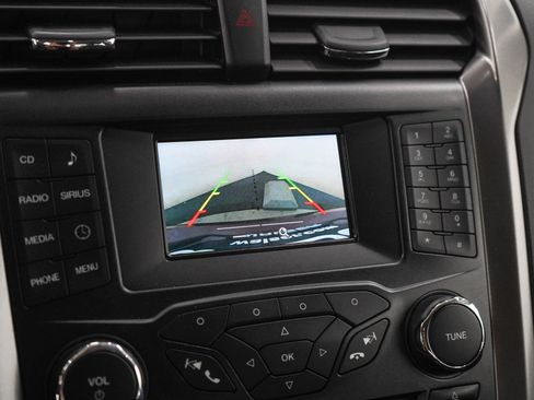 Used 2017 Ford Fusion SE FWD image 20