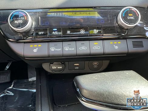 Used 2024 Hyundai Elantra Limited FWD image 40