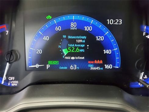 Used 2021 Toyota Corolla LE w/ Carpet Mat Package (TMS) image 21