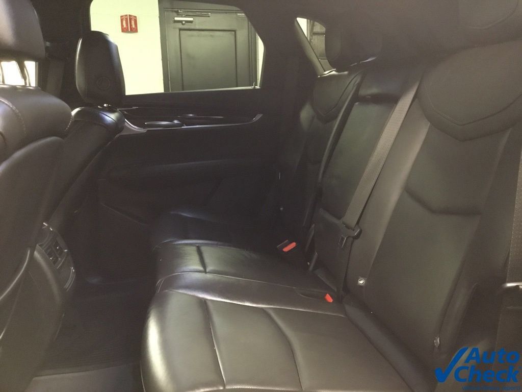 Used 2020 Cadillac XT5 Premium Luxury AWD/4WD image 37