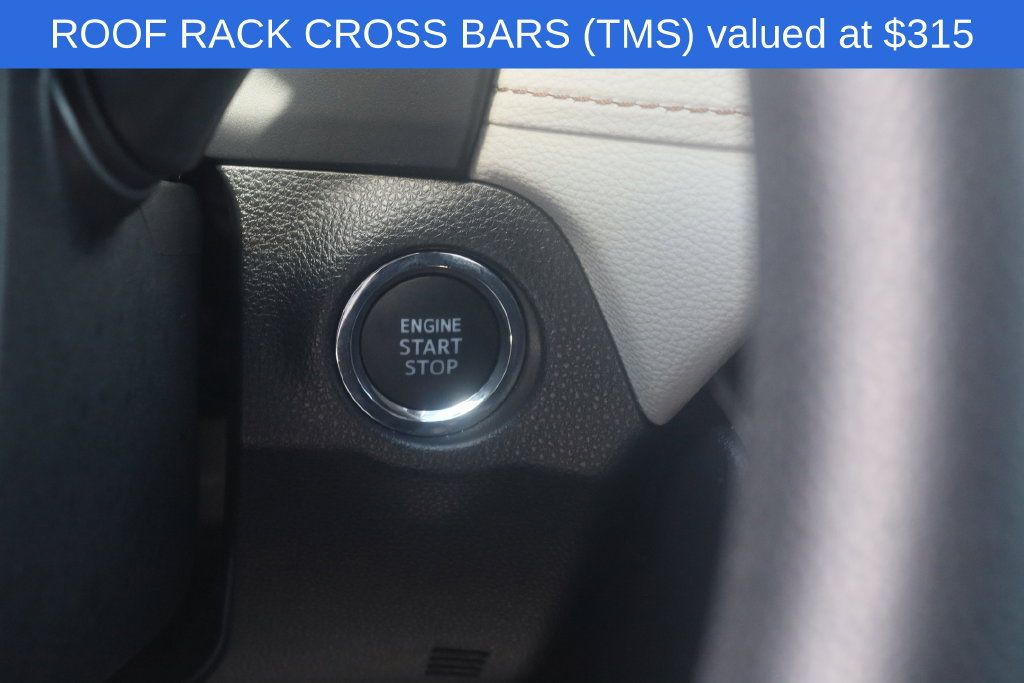 Used 2025 Toyota RAV4 XLE AWD/4WD image 5