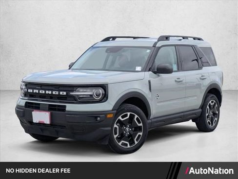 Used 2023 Ford Bronco Sport Outer Banks w/ Tech Package AWD/4WD image 1